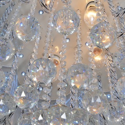 廠家直銷(xiāo)水晶LED吸頂燈 點(diǎn)亮家居美學(xué)的璀璨之選